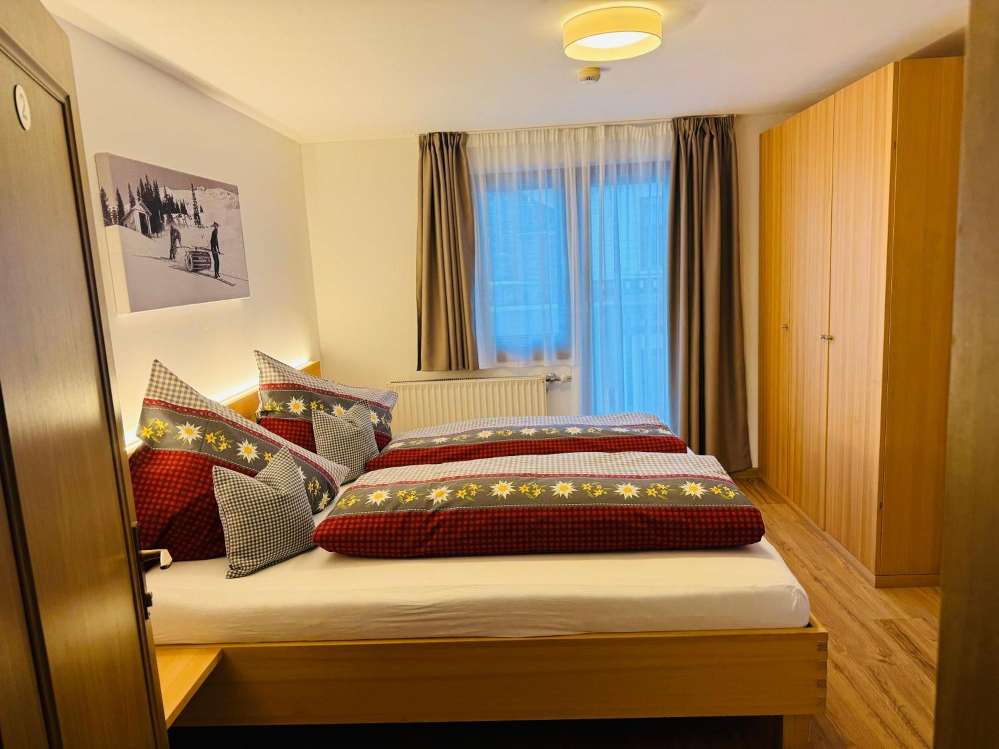 Hotel Garni Enzian 达米尔斯 外观 照片